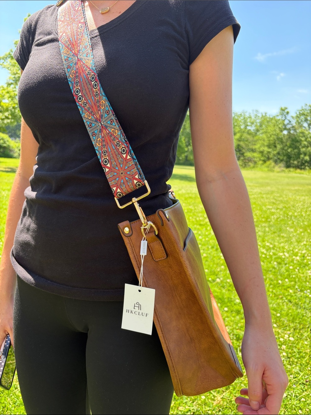 🍁 Everyday Tan Crossbody Bag with Back Zip Pocket